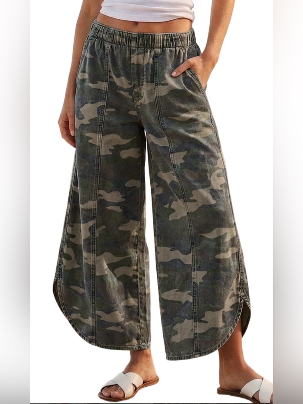 Camo Wide-Leg Crop Jeans - Olive Green